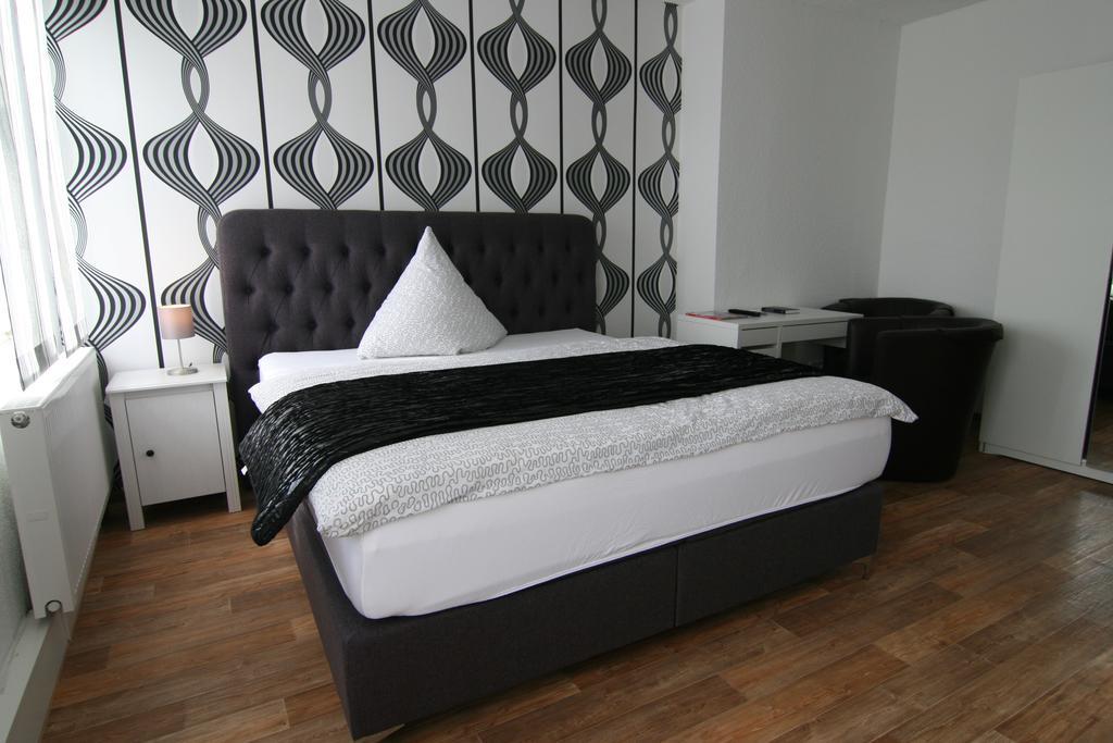 Hotel Lindenhof Rhynern Екстер'єр фото