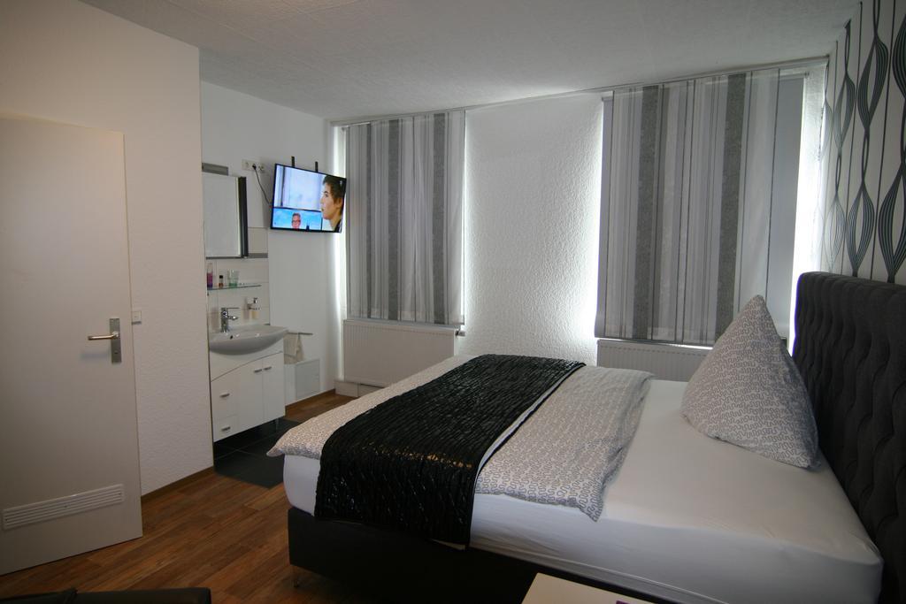 Hotel Lindenhof Rhynern Екстер'єр фото