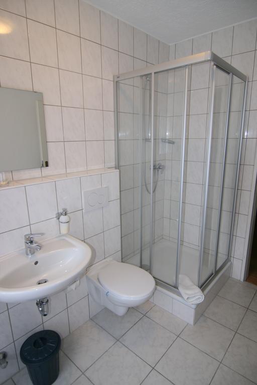 Hotel Lindenhof Rhynern Екстер'єр фото