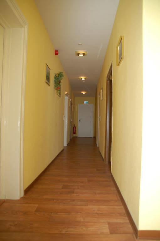 Hotel Lindenhof Rhynern Екстер'єр фото